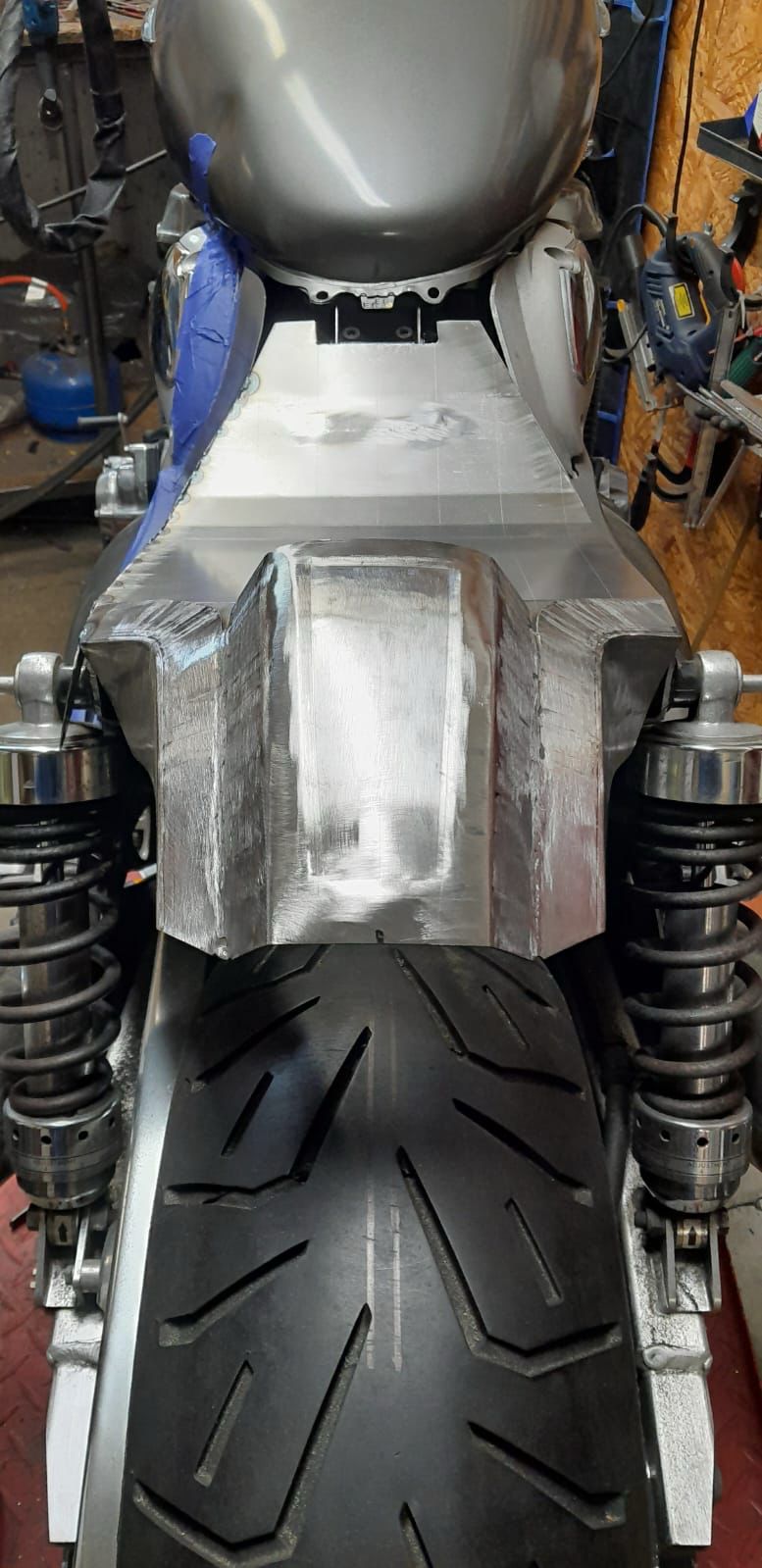 Surowy aluminiowy błotnik